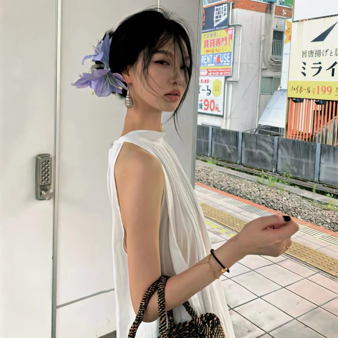 在山中见面